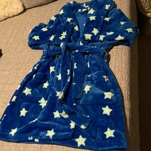 Plush short robe